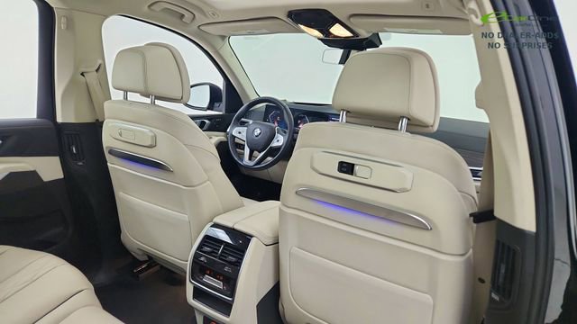 Used 2024 BMW X7 xDrive40i w/ Parking Assistance Package AWD/4WD image 28