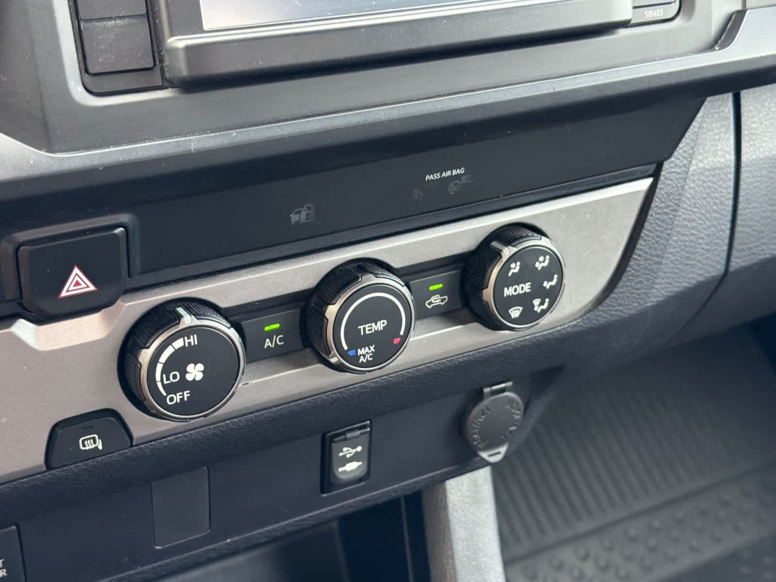 Used 2019 Toyota Tacoma SR w/ SR Convenience Package RWD image 20