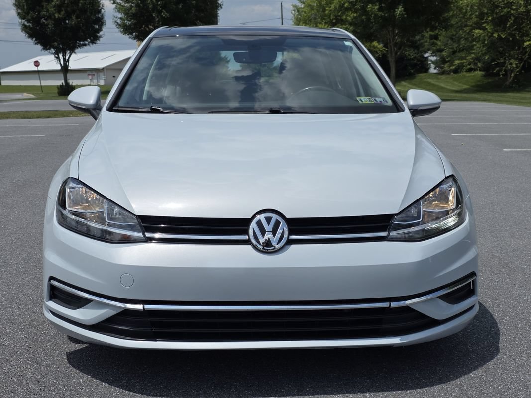 Used 2020 Volkswagen Golf 4-Door FWD image 3