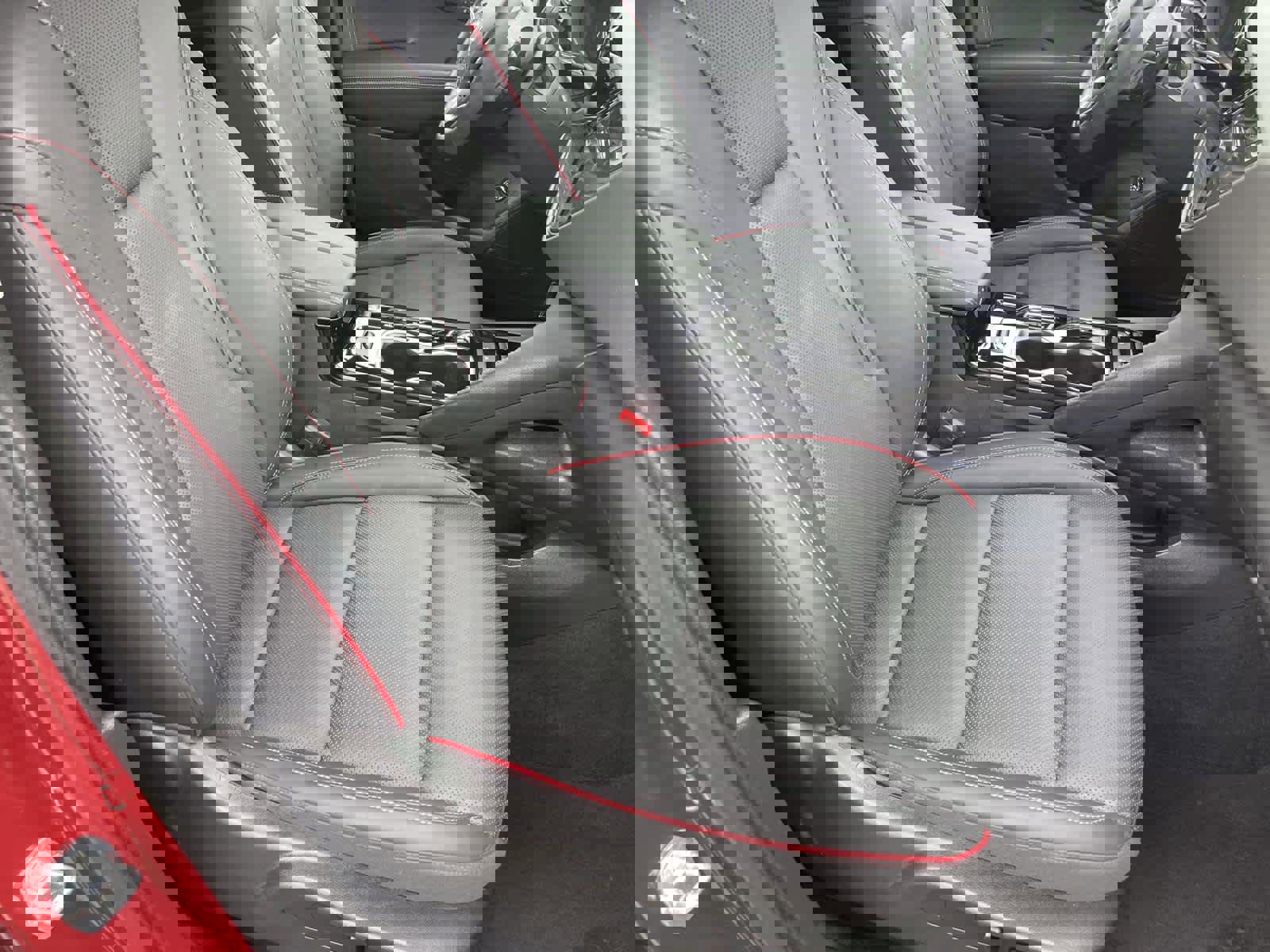 Used 2023 Buick Envision Essence w/ Sport Touring Package image 18