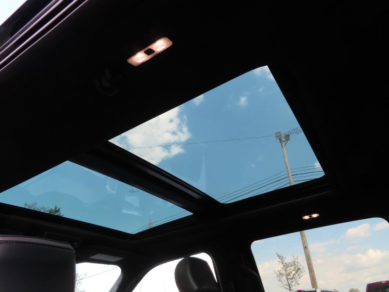 Used 2018 Ford F450 Platinum w/ Platinum Ultimate Package AWD/4WD image 33