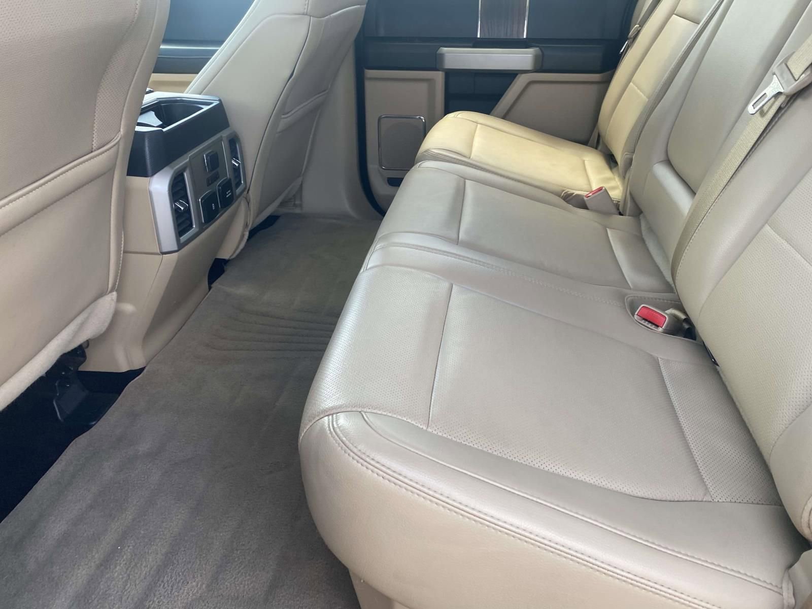 Used 2017 Ford F150 Lariat w/ Equipment Group 502A Luxury image 11