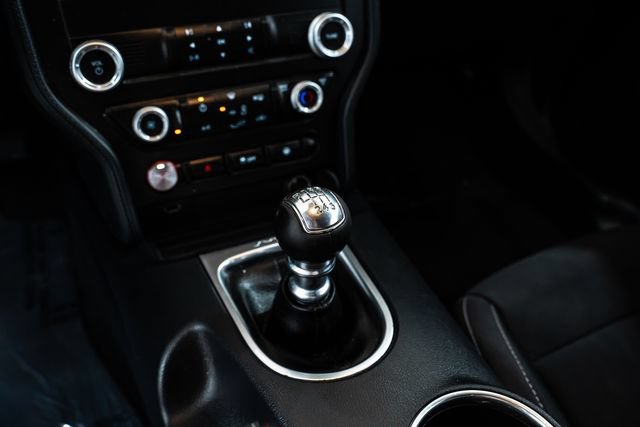 Used 2021 Ford Mustang GT w/ Black Accent Package RWD image 19
