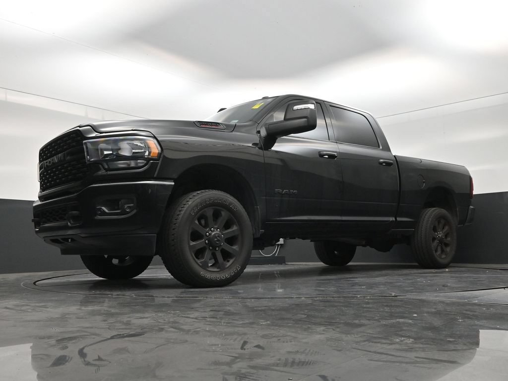Used 2024 RAM 2500 Big Horn w/ Night Edition AWD/4WD image 19