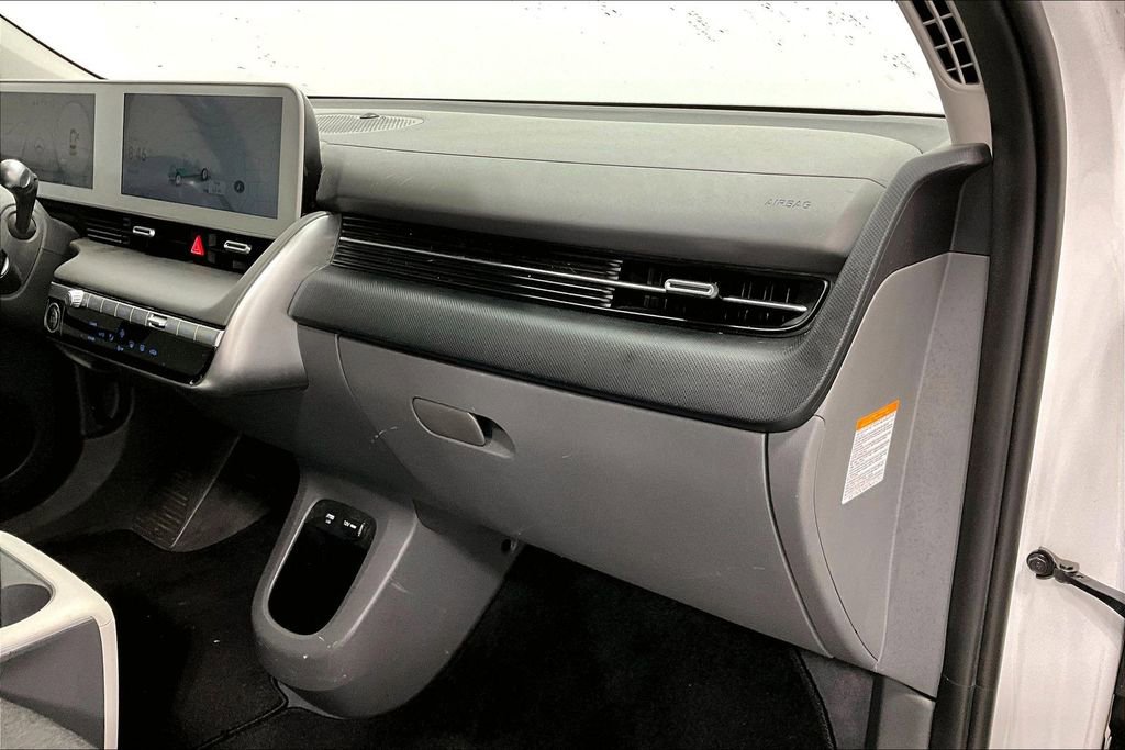 Used 2022 Hyundai Ioniq 5 SE w/ Cargo Package image 19