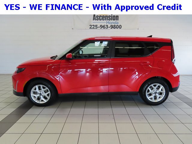 Used 2024 Kia Soul LX w/ Option Group 015 image 3