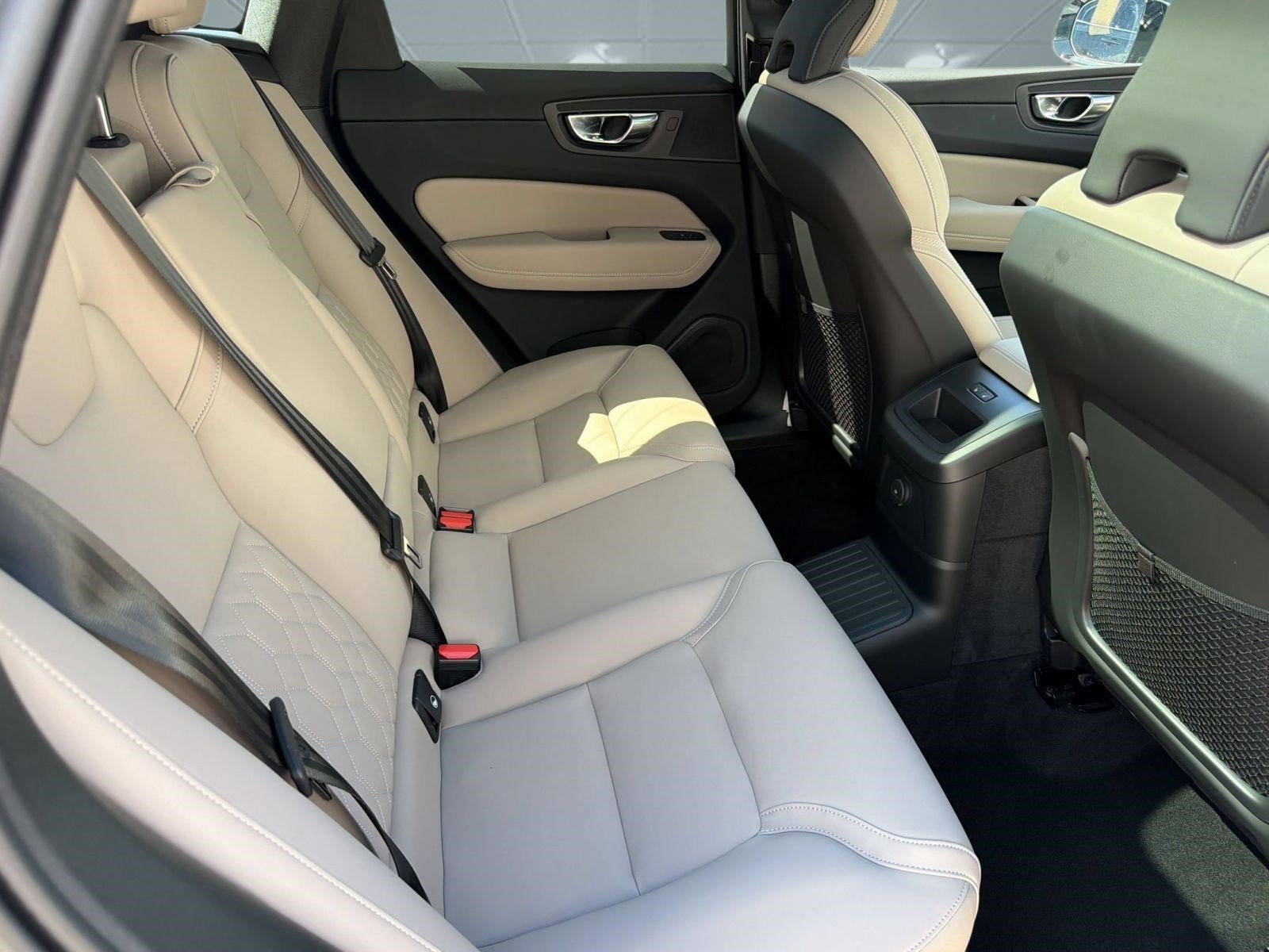 New 2026 Volvo XC60 T8 Plus w/ Protection Package Premier AWD/4WD image 30