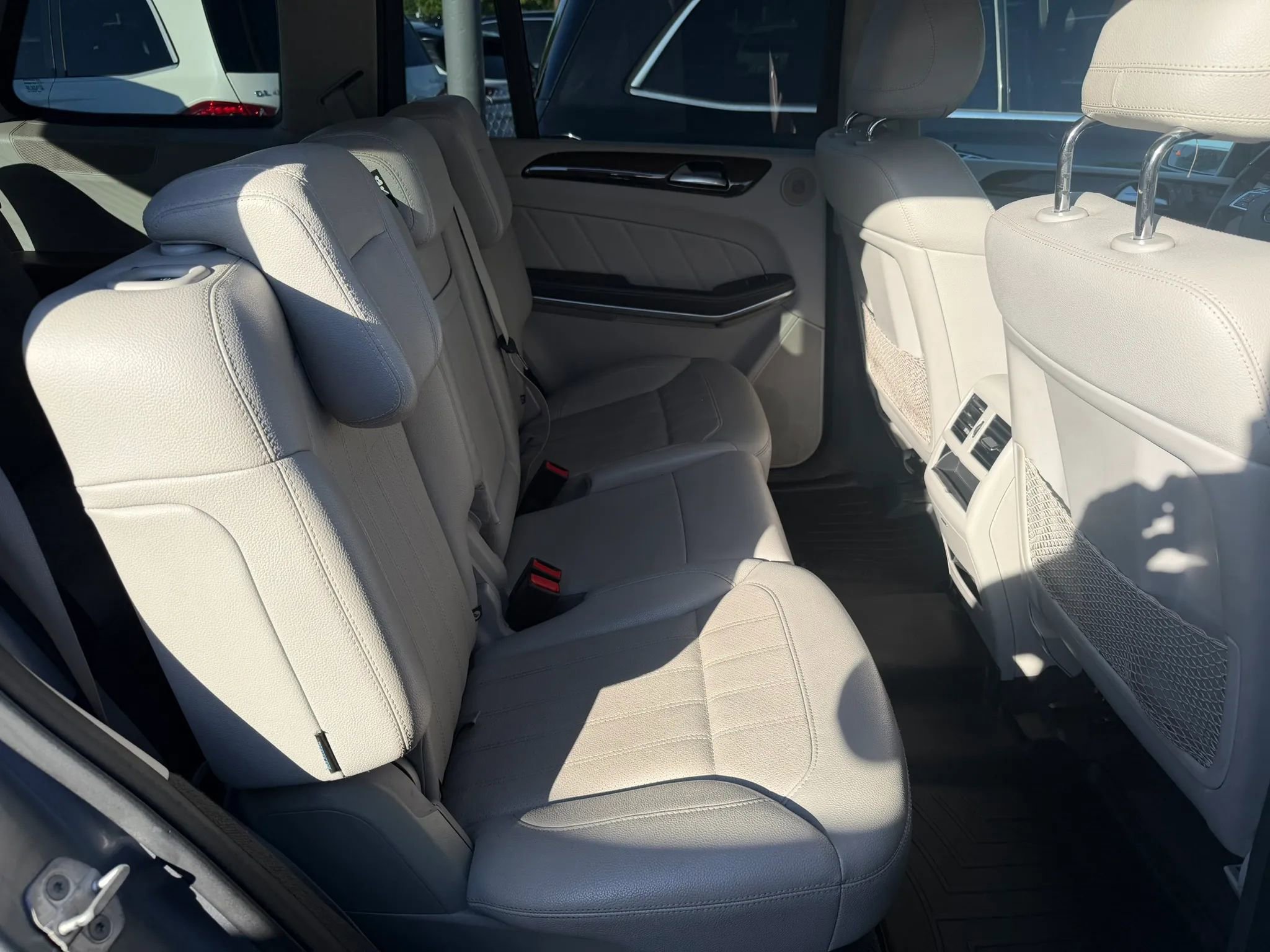 Used 2014 Mercedes-Benz GL 350 BlueTEC 4MATIC image 18