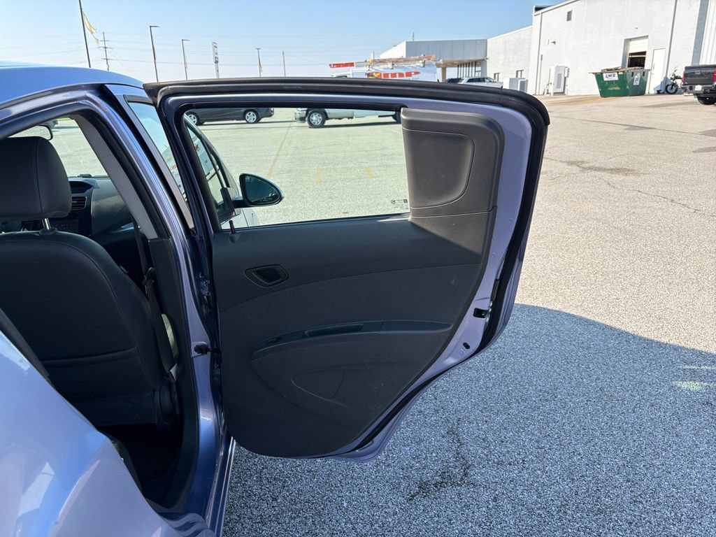 Used 2014 Chevrolet Spark LT FWD image 35