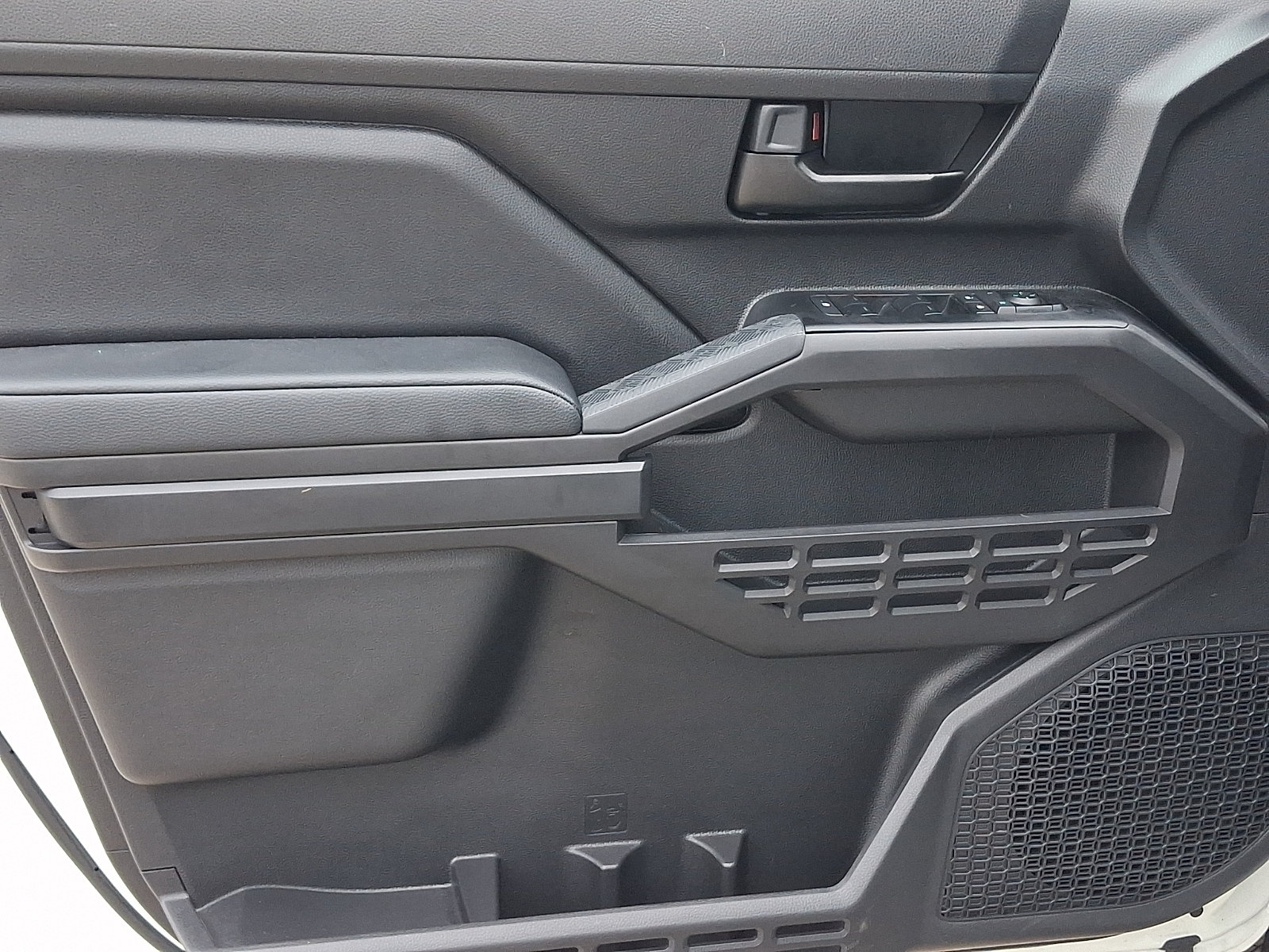 Certified 2026 Toyota Tacoma SR RWD image 14