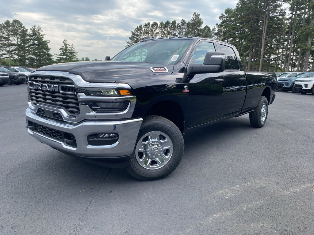 New 2026 RAM 3500 Tradesman w/ Chrome Appearance Group A