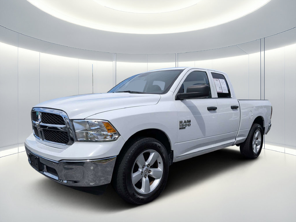 Used 2024 RAM 1500 Classic SLT AWD/4WD image 7