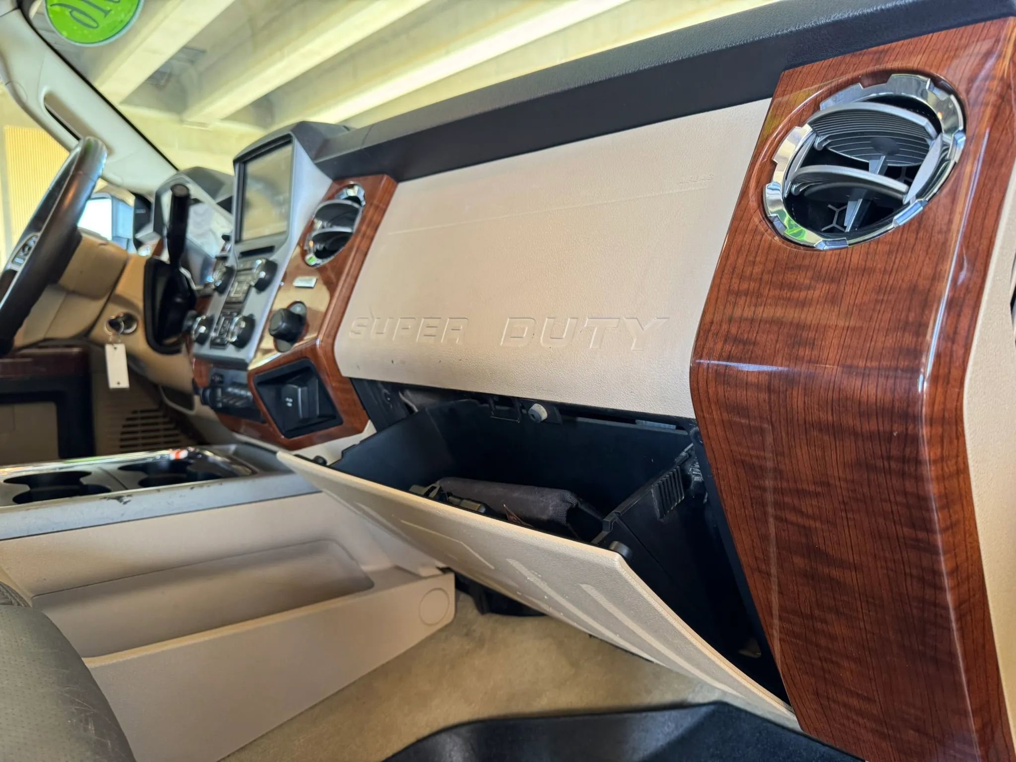 Used 2016 Ford F250 King Ranch w/ FX4 Off-Road Package image 33