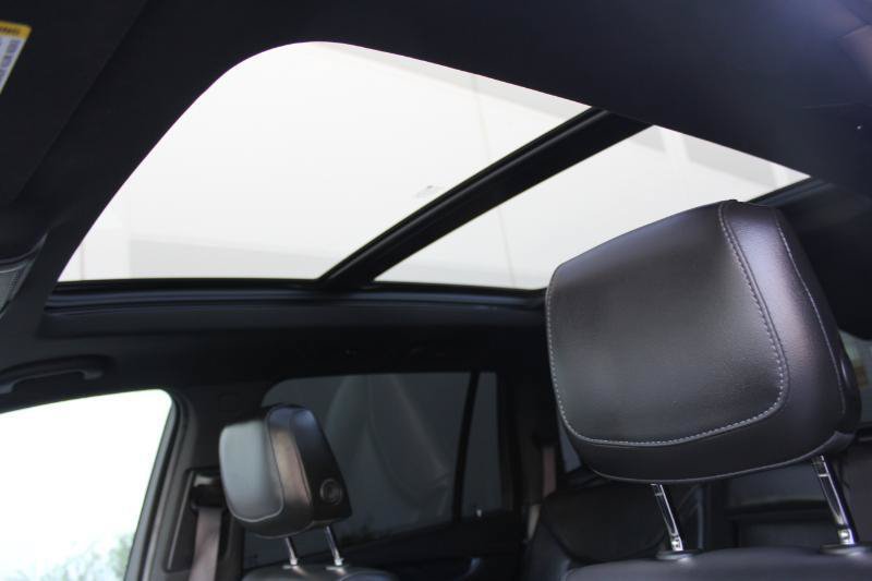 Used 2024 Cadillac XT6 Premium Luxury FWD image 39