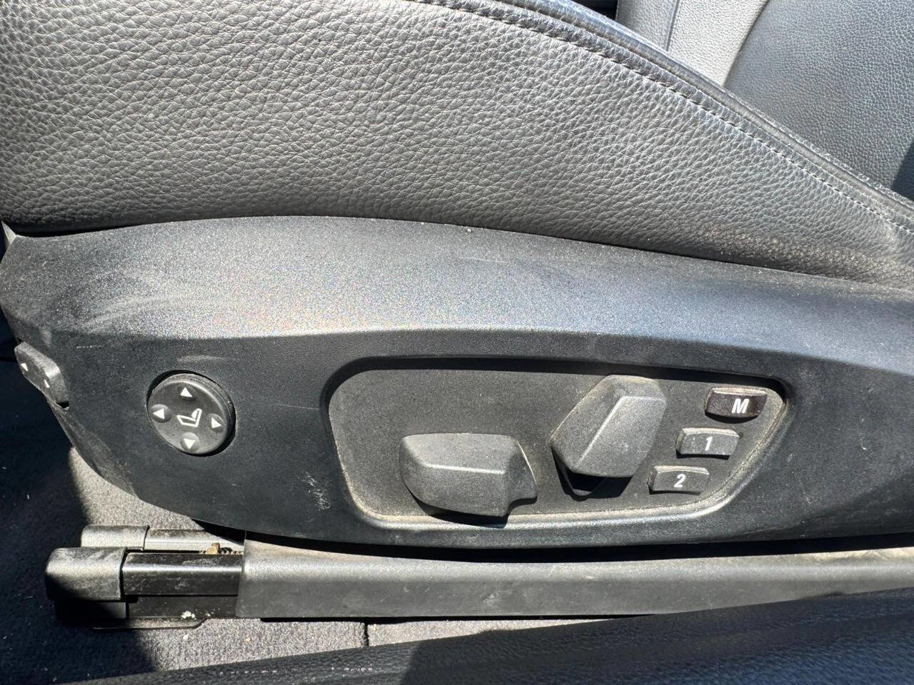 Used 2012 BMW 135i Convertible image 19