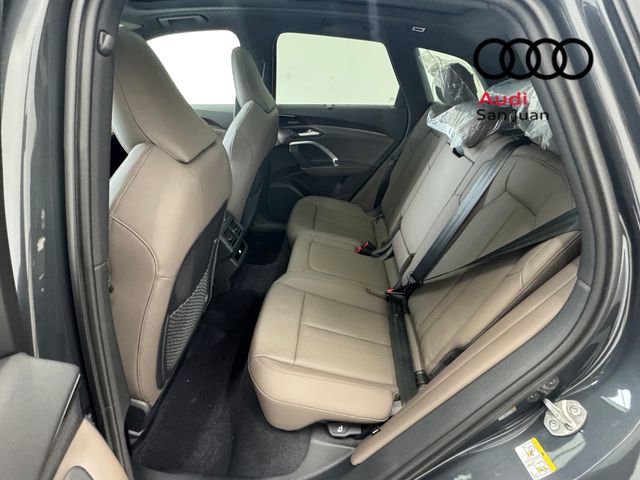 New 2025 Audi Q5 Premium Plus image 23