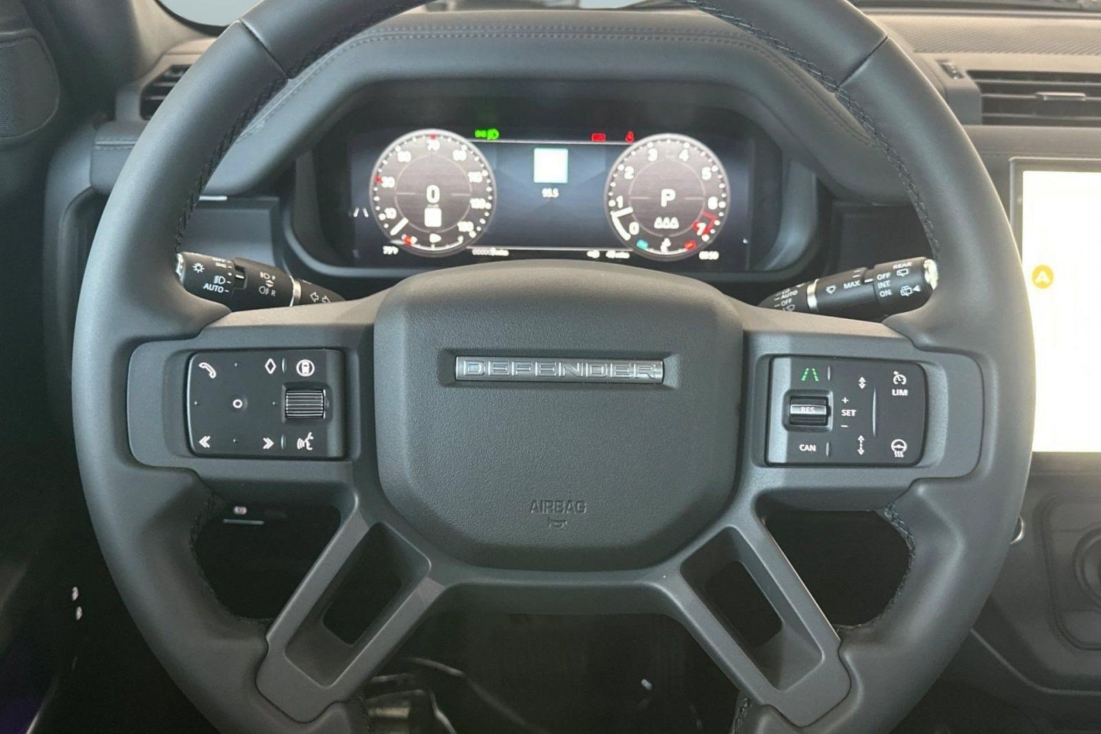 New 2026 Land Rover Defender 110 S AWD/4WD image 10