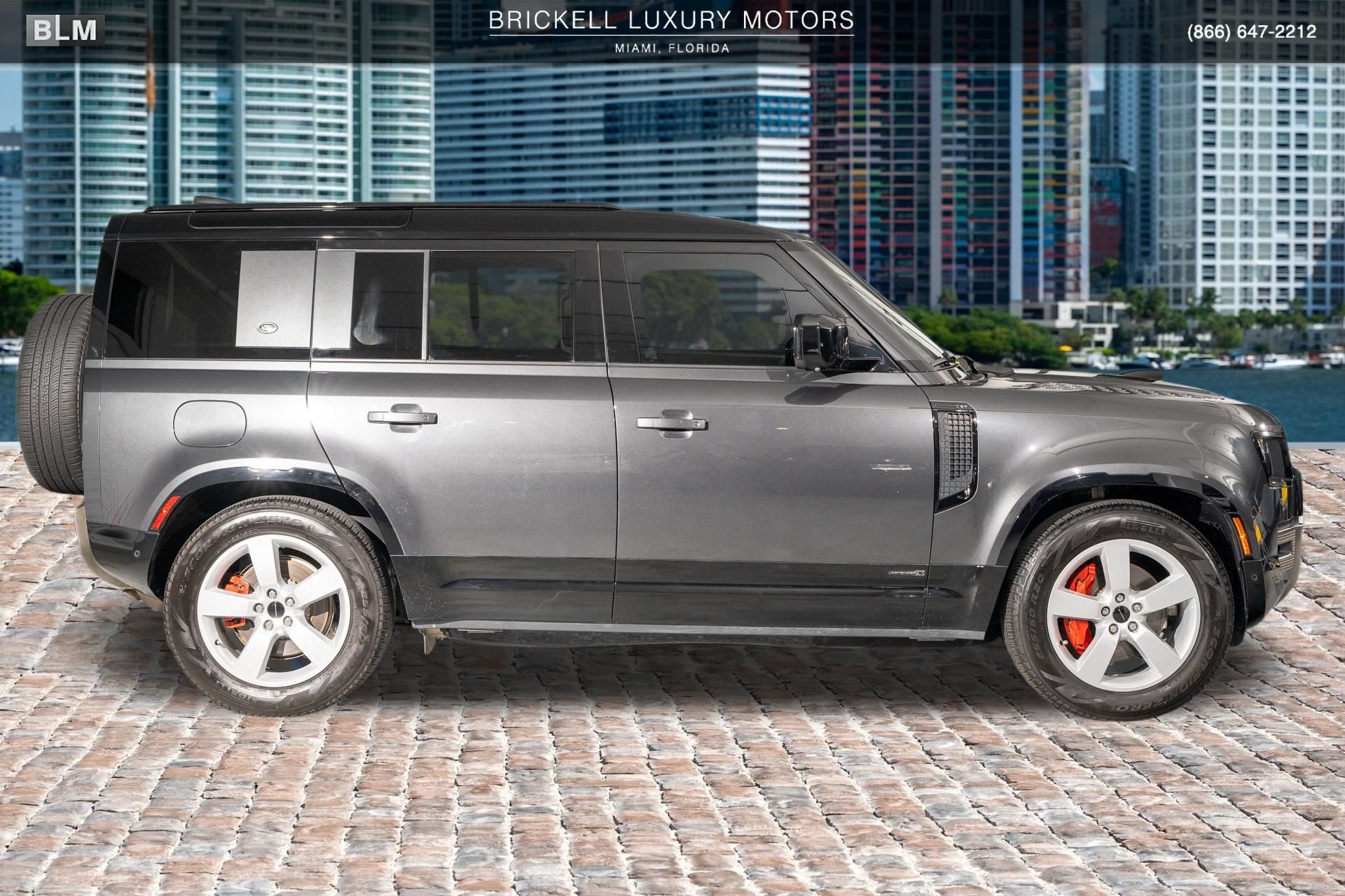 Used 2024 Land Rover Defender 110 X AWD/4WD image 12