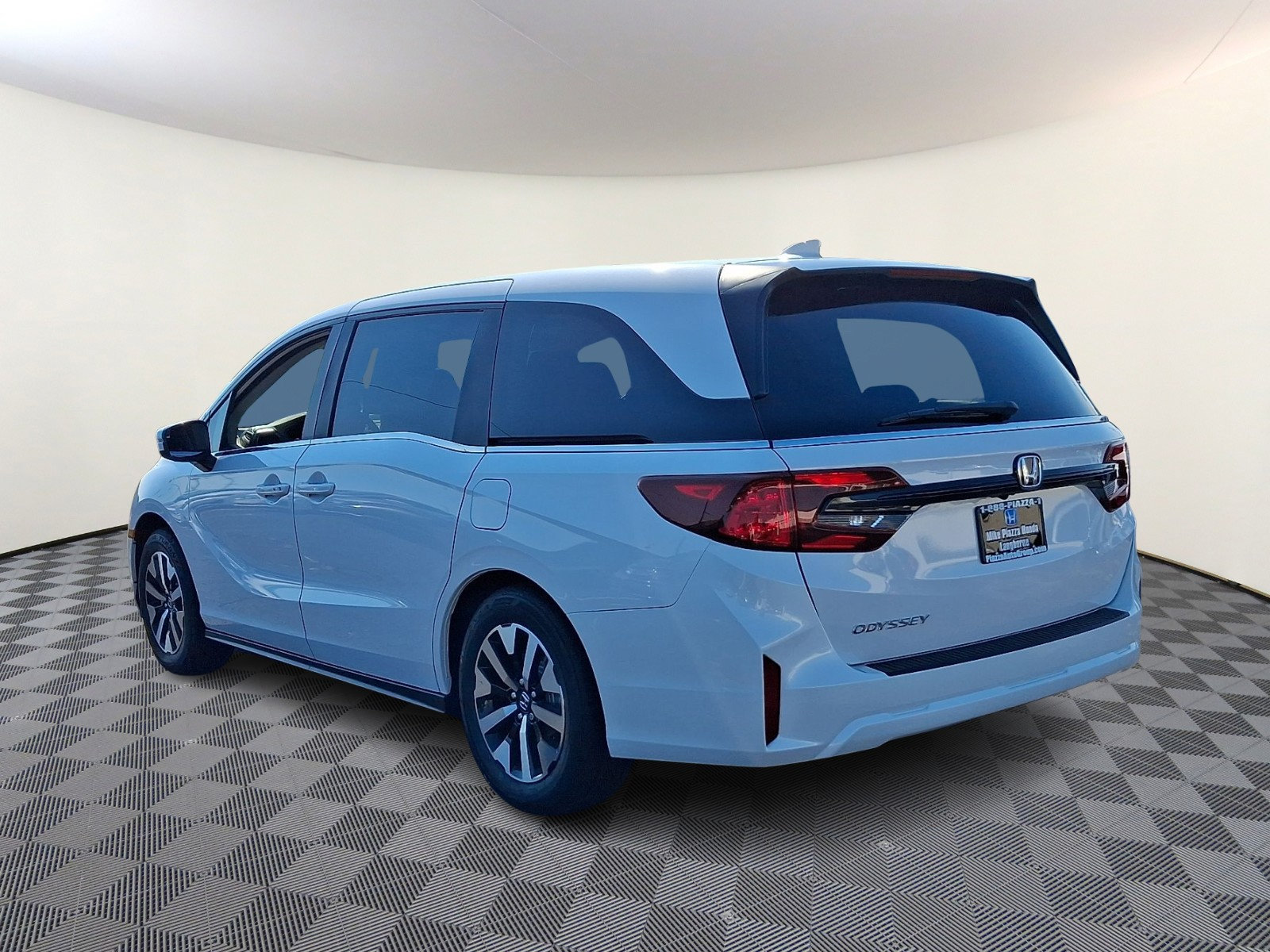 New 2026 Honda Odyssey EX-L image 3