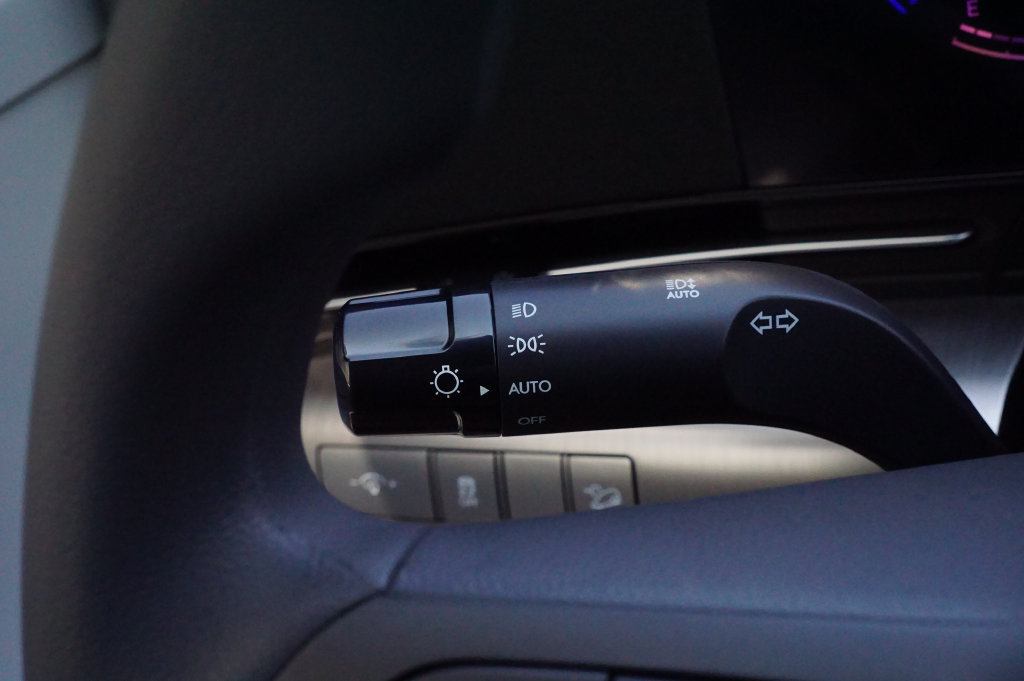 New 2027 Hyundai Kona SE FWD image 13