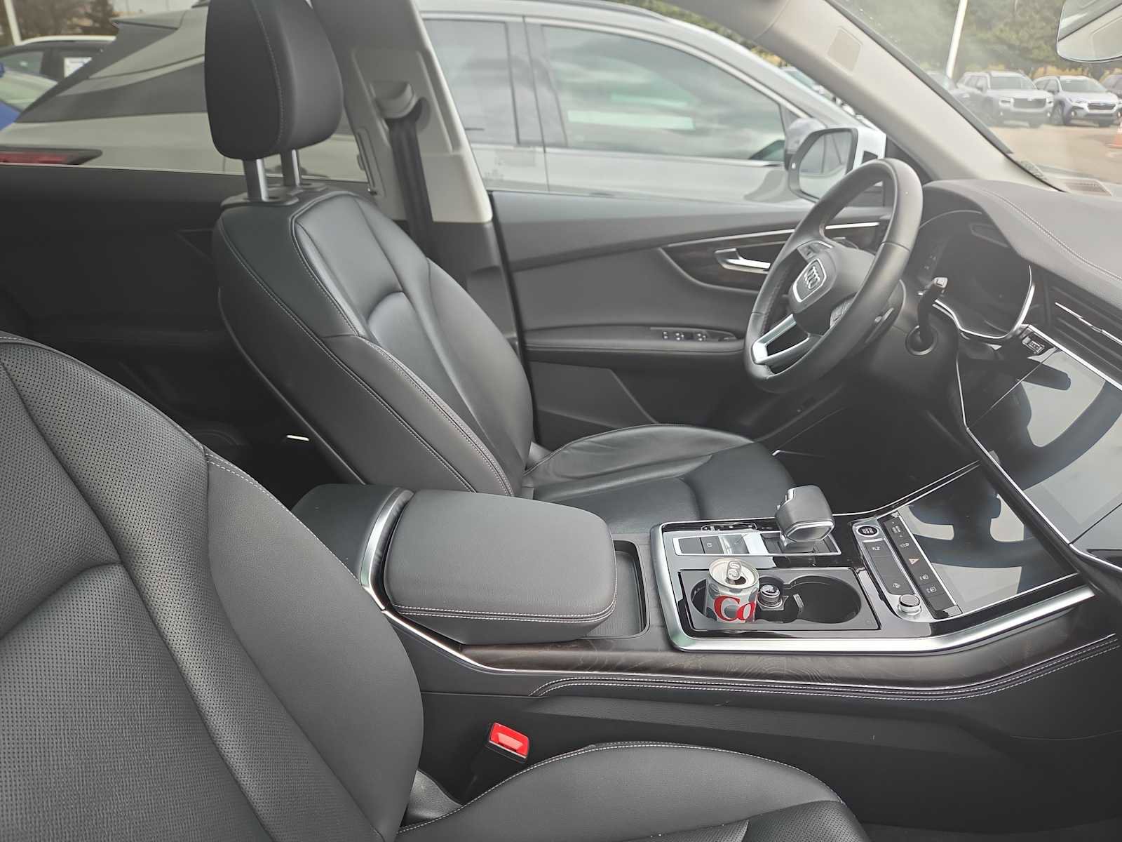 Used 2023 Audi Q8 Premium Plus w/ Premium Plus Package image 4