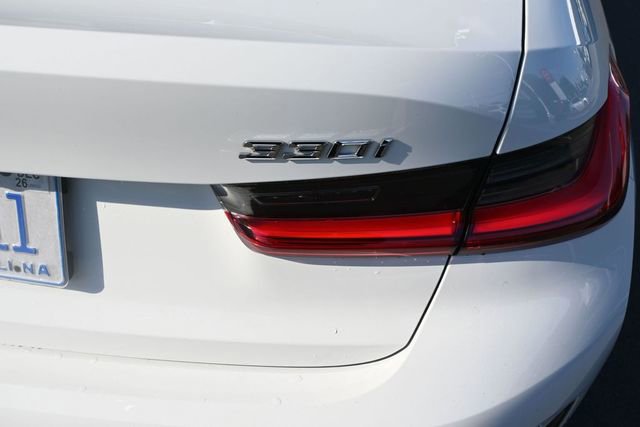 Used 2019 BMW 330i xDrive Sedan w/ Convenience Package AWD/4WD image 6