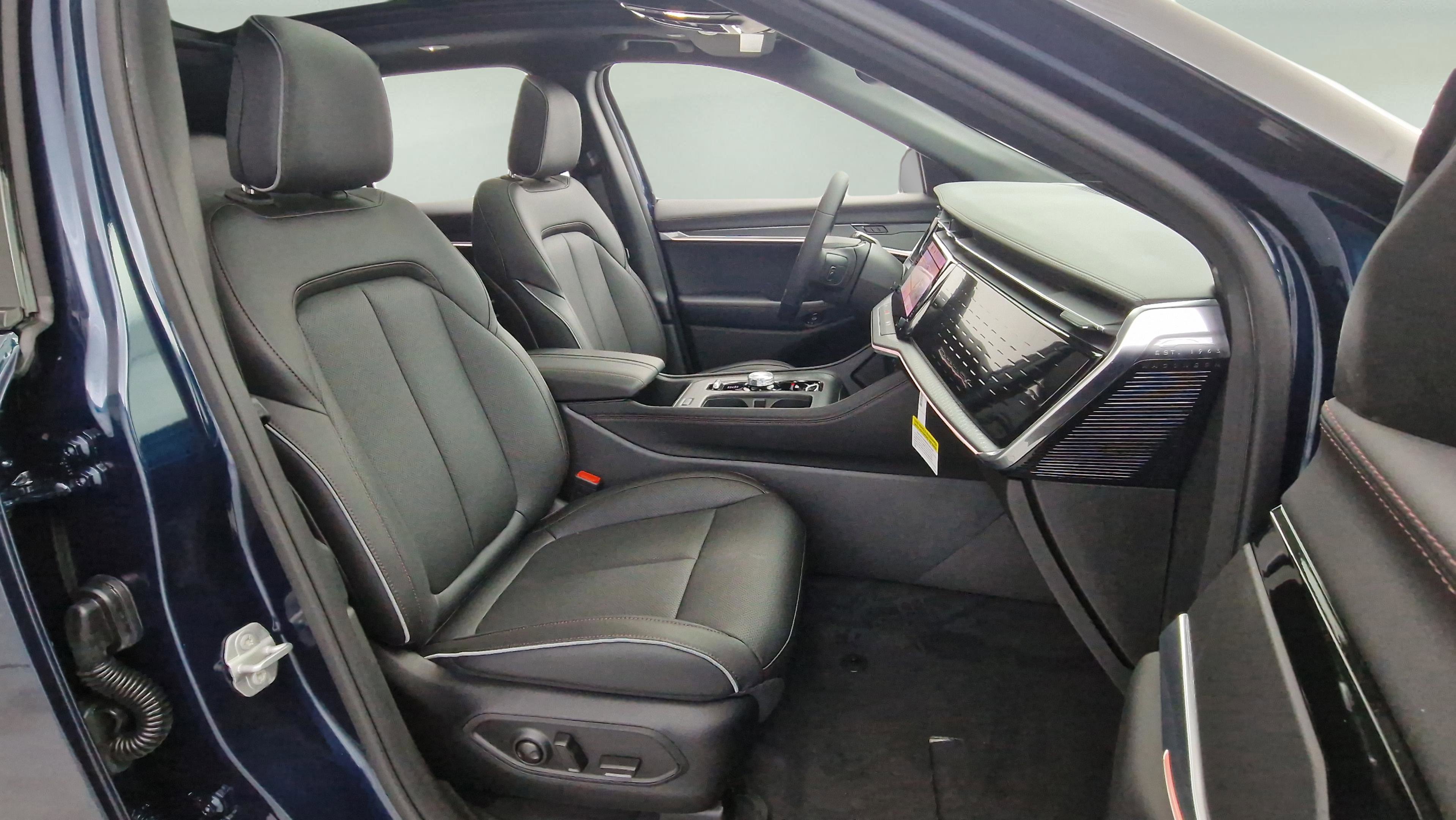 New 2025 Jeep Wagoneer Limited image 37