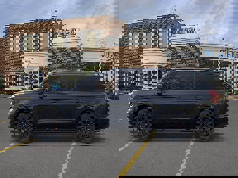 New 2025 Ford Expedition Platinum w/ Stealth Performance Package image 3