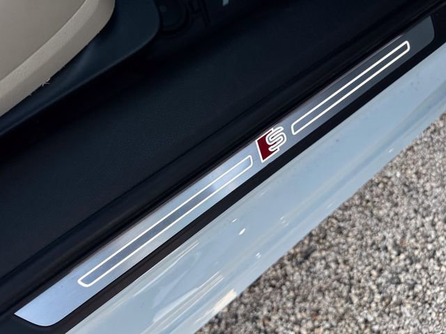 Used 2017 Audi A4 2.0T Premium w/ Convenience Package image 16