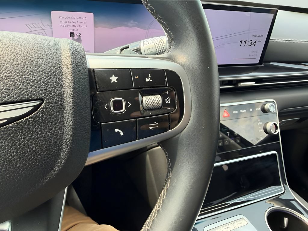 Used 2025 Genesis GV80 2.5T Standard AWD/4WD image 23