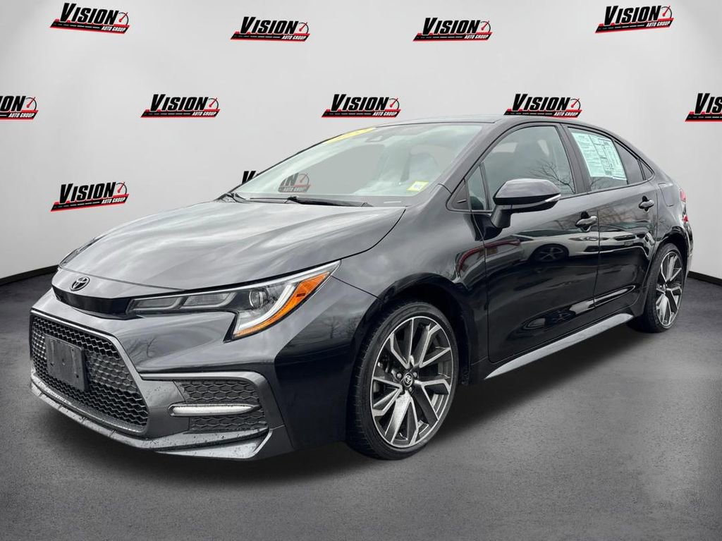 Used 2022 Toyota Corolla SE image 1