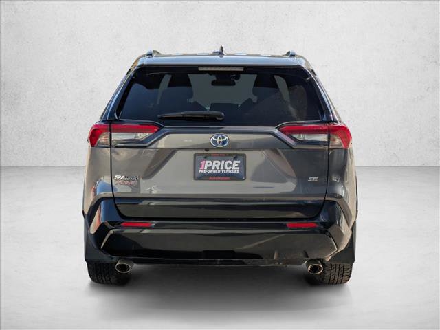 Used 2021 Toyota RAV4 SE w/ Weather & Moonroof Package image 6