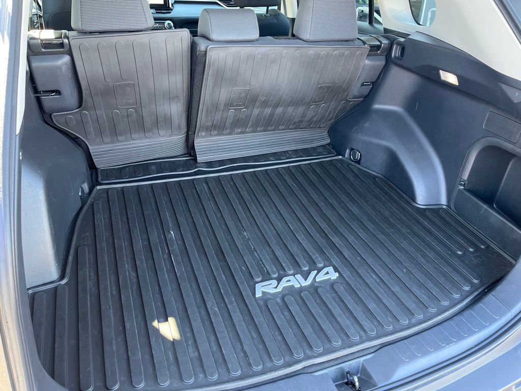 Used 2024 Toyota RAV4 LE image 23