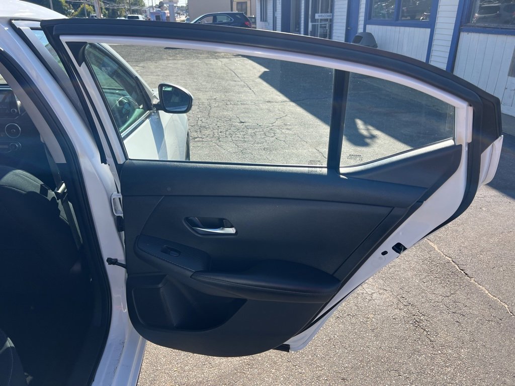 Used 2021 Nissan Sentra SV w/ Trunk Package image 29