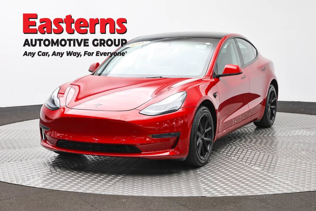 Used 2023 Tesla Model 3 Standard Range RWD image 1