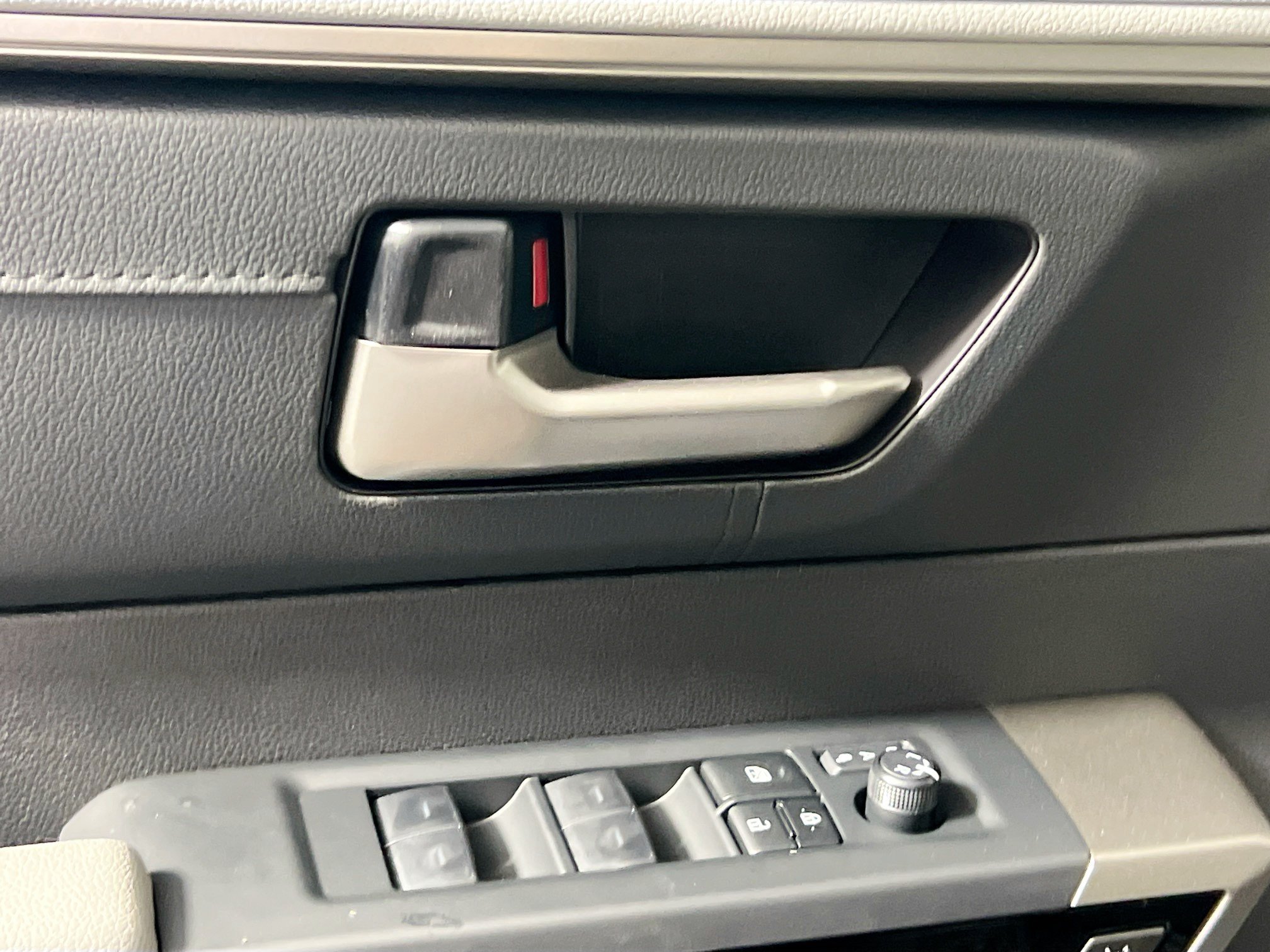 New 2026 Toyota Tundra Limited AWD/4WD image 16