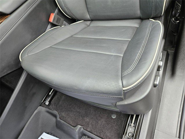 Certified 2024 Cadillac Escalade ESV Premium Luxury w/ Performance Package image 5