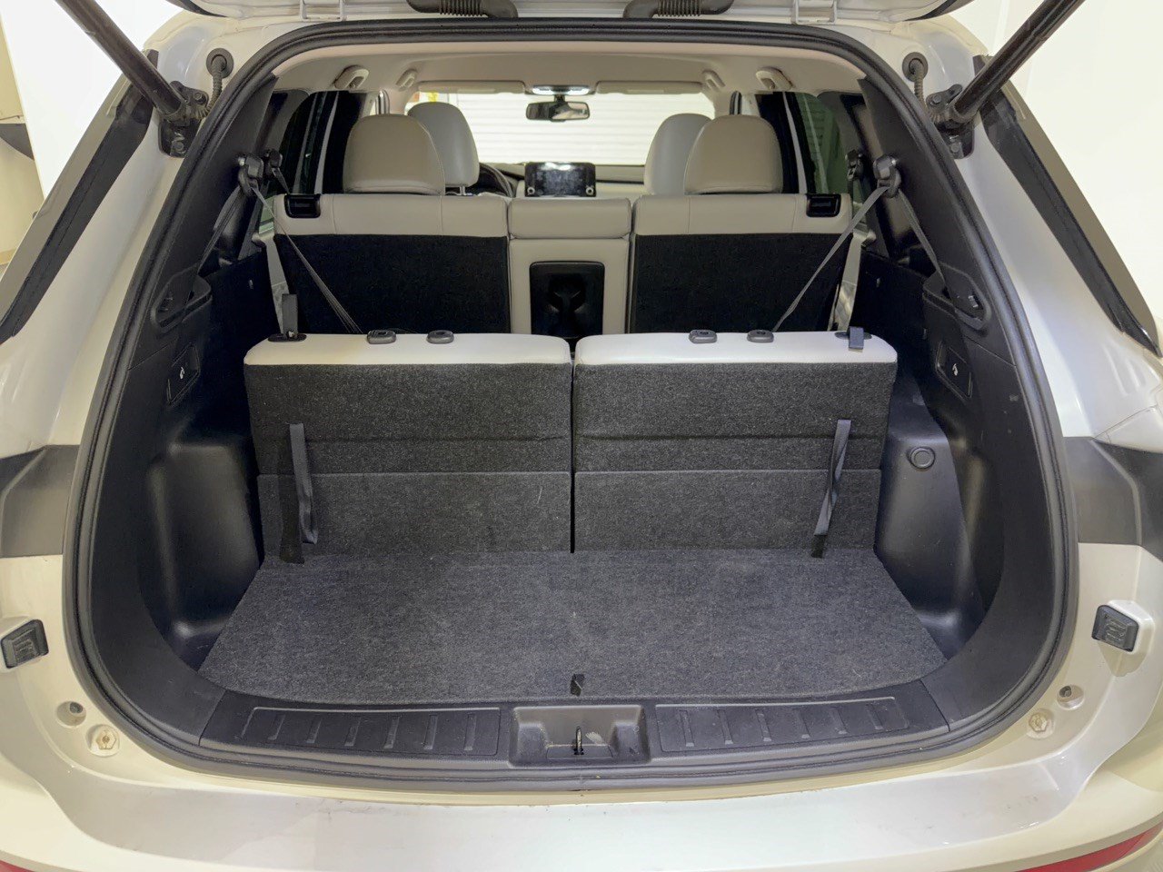 Used 2022 Mitsubishi Outlander SEL AWD/4WD image 28
