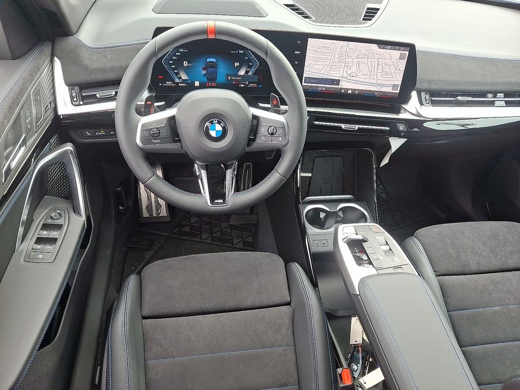 Used 2026 BMW X1 M35i w/ Technology Package image 2