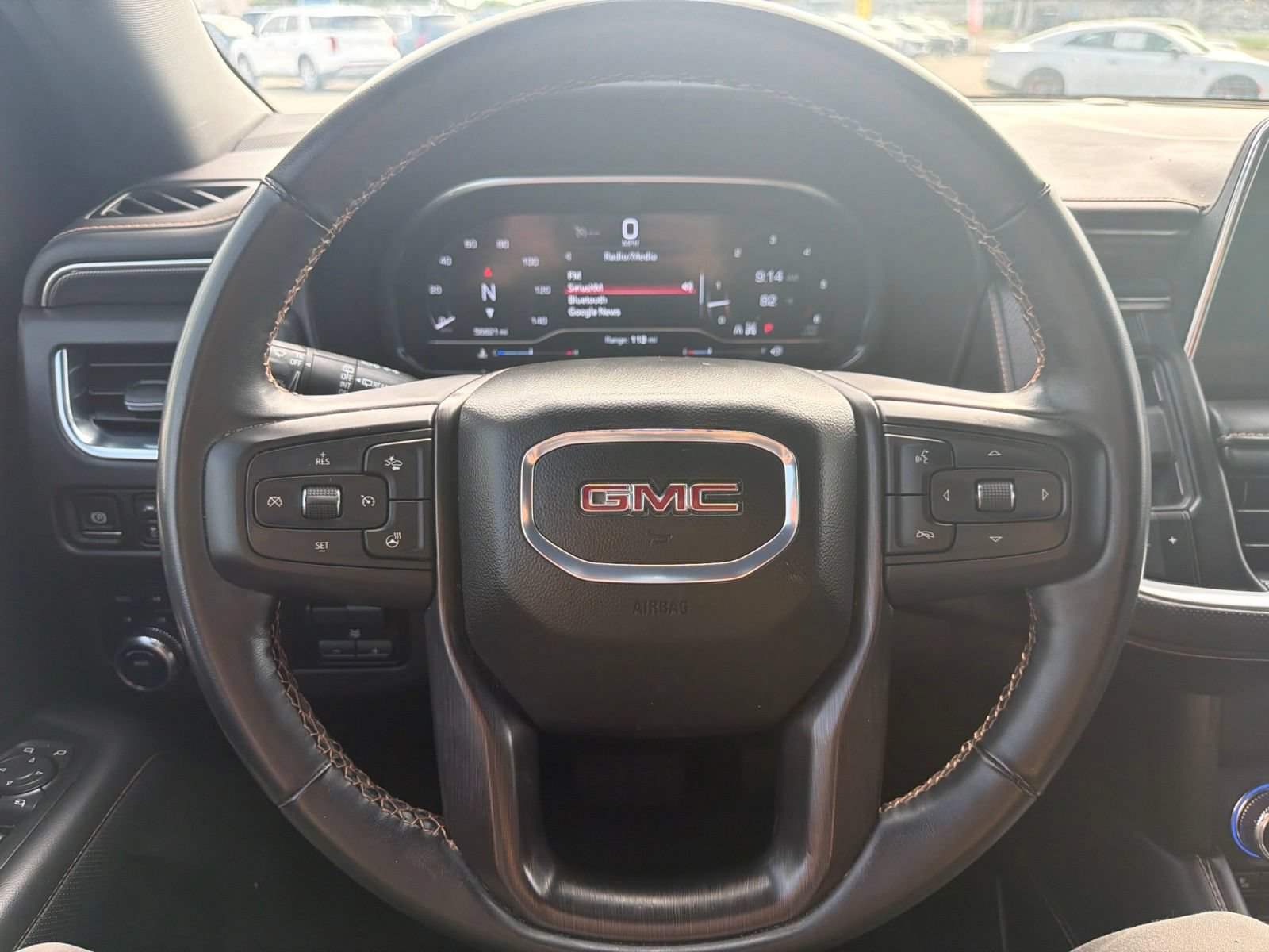 Used 2024 GMC Yukon XL AT4 w/ Technology Package AWD/4WD image 25