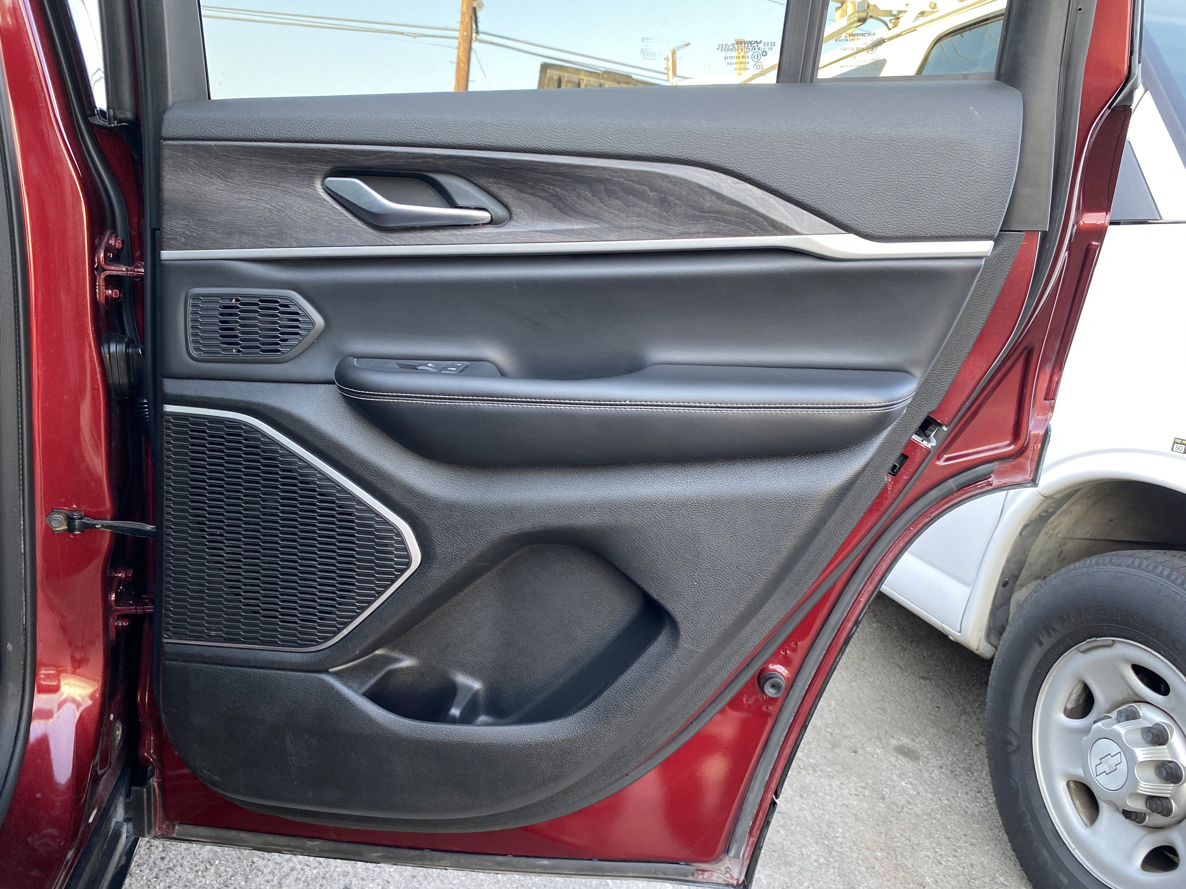 Used 2023 Jeep Grand Cherokee 4WD 4xe image 24