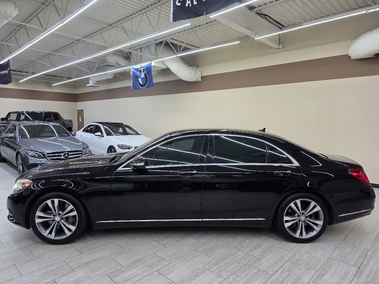 Used 2017 Mercedes-Benz S 550 Sedan image 10