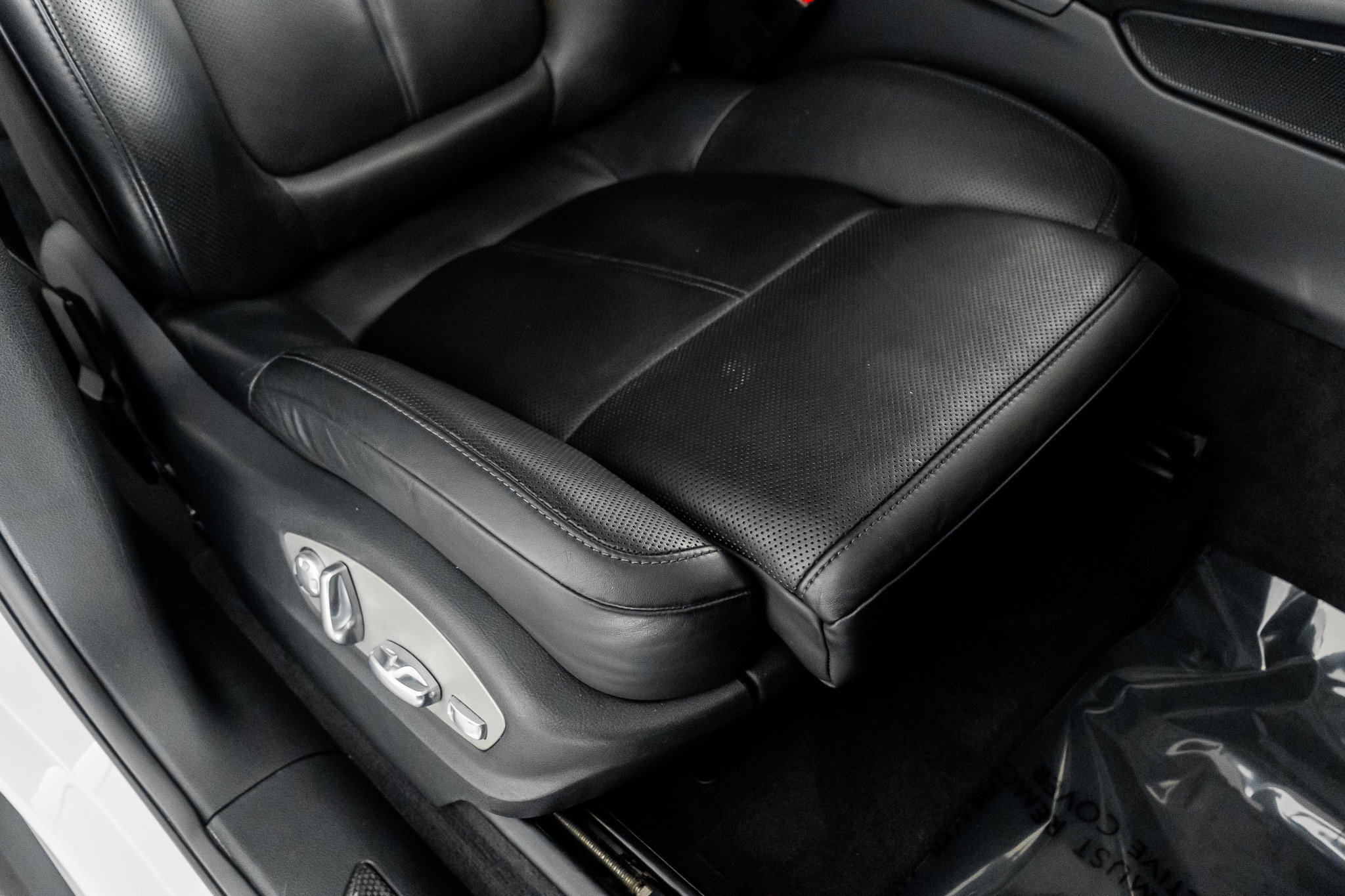 Used 2017 Porsche Macan S image 29