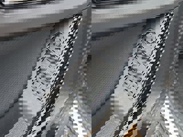 New 2026 Chevrolet Equinox LT w/ Convenience Package II image 24