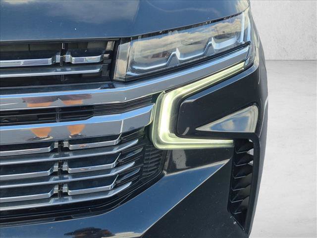 Used 2022 Chevrolet Suburban Premier RWD image 9