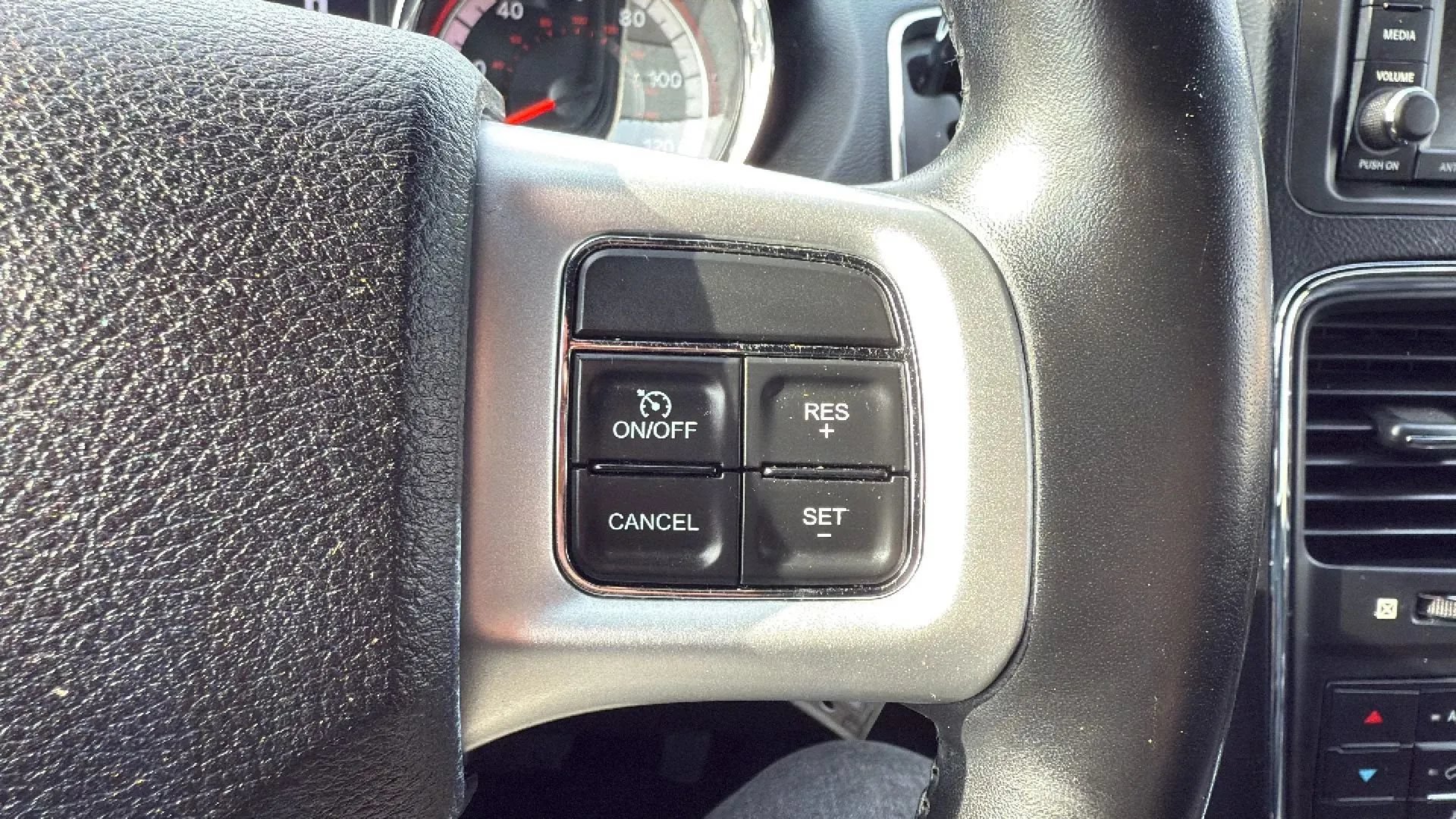 Used 2020 Dodge Grand Caravan GT FWD image 11