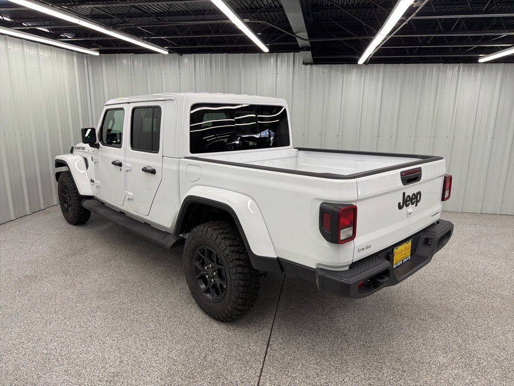 New 2026 Jeep Gladiator Sport AWD/4WD image 4