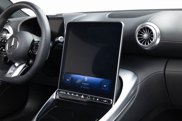 Used 2023 Mercedes-Benz SL 55 AMG 4MATIC image 16