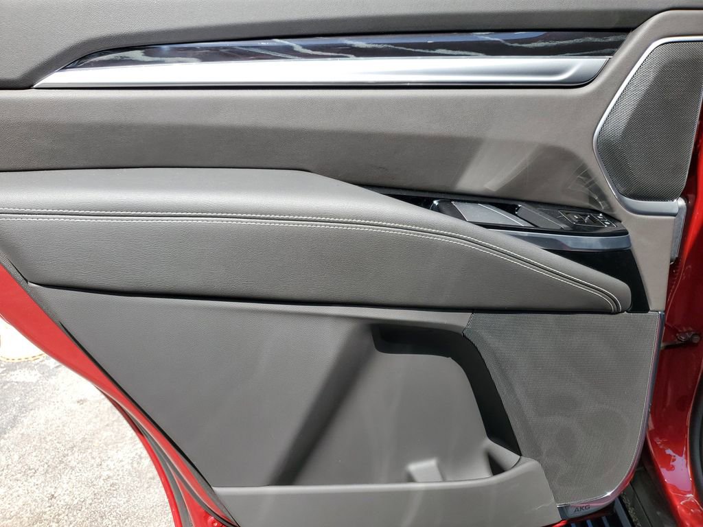 Used 2026 Cadillac Escalade Sport w/ LPO, ONYX Package image 18