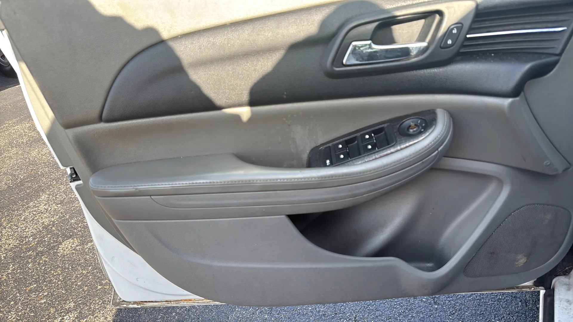 Used 2014 Chevrolet Malibu LT FWD image 9